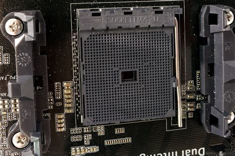 AMD Socket FM2 .
